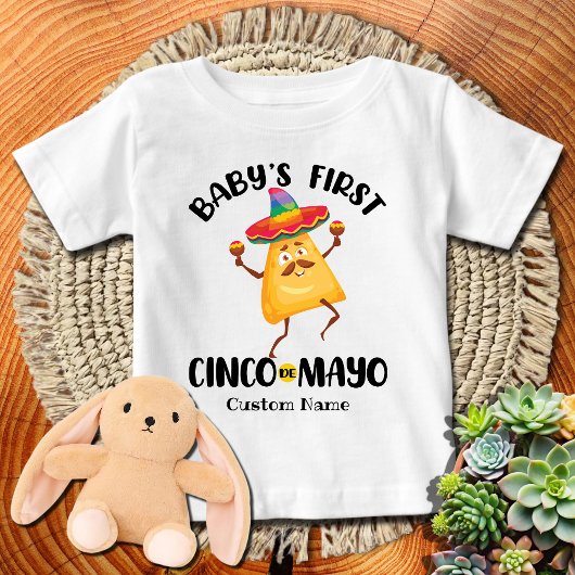 Personalisiert Baby's First Cinco de Mayo Baby T-shirt