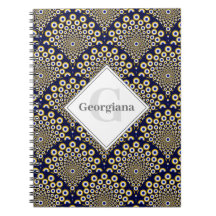 Personalisiert beobachten wir Sie beim Navy & Gold