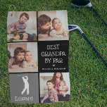 Personalisiert Bester Opa von Par Foto Geschenk Golfhandtuch<br><div class="desc">Überraschen Sie Ihren Golfprofi Opa mit einem Vatertag, Weihnachten oder Geburtstag Geschenk, das er stolz auf den Golfplatz verwenden kann! Fügen Sie 4 (vier) individuelle Bilder zu diesem Design von Ihrem Telefon oder Computer, die süße Wortmarke, die "Best Opa by Par", ein niedliches kleines Herz, das in jede Farbe verändert...</div>