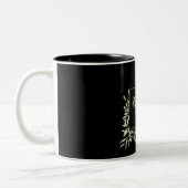 Personalisiert Black Gold Monogram Greenery Floral Zweifarbige Tasse (Links)