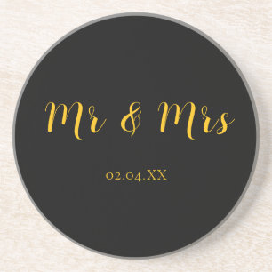 Personalisiert Black w/Yellow Mr & Mrs Sandstone Getränkeuntersetzer