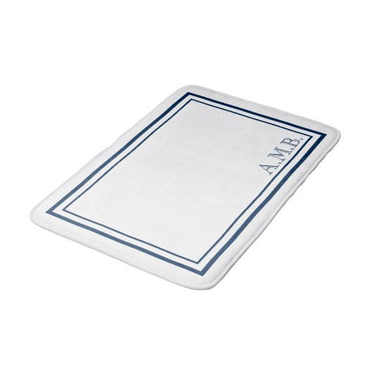 Personalisiert Classic Navy Blue Monogram Badematte (Schrägansicht)