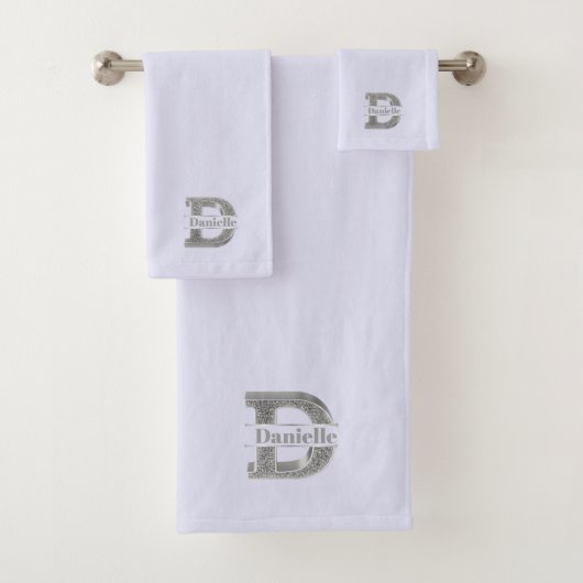 Personalisiert D Erste Silver Monogramm Ihr Name Badhandtuch Set (Insitu)