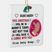 Personalisiert Daddy To Be from Bump Christmas 202 Keramikornament (Rechts)
