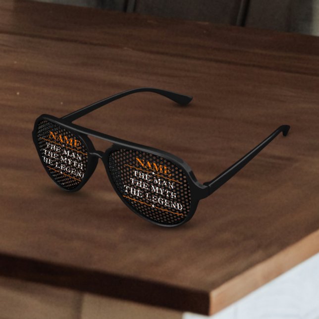 Personalisiert den Mann, den Mythos, die Legende Sonnenbrille (Von Creator hochgeladen)