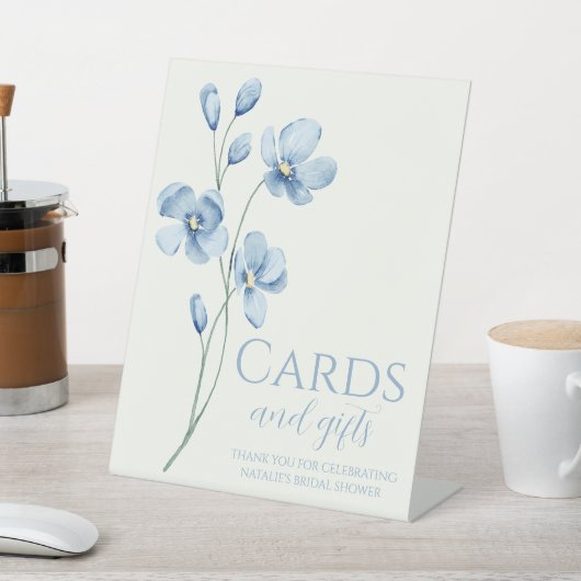 Personalisiert Dusty Blue Wildblume Brautparty Sockelschild (In SItu)