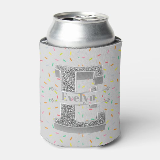 Personalisiert E Initial Silver Monogram Ihr Name Dosenkühler (Kanne Vorderseite)