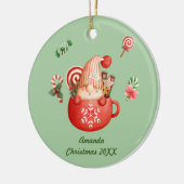 Personalisiert Einen Namen als Weihnachtsgnom in e Keramik Ornament (Links)