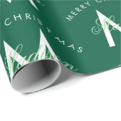 Personalisiert Frohe Weihnachts-Grüne Monogramm Geschenkpapier (Rolleneckpunkt)