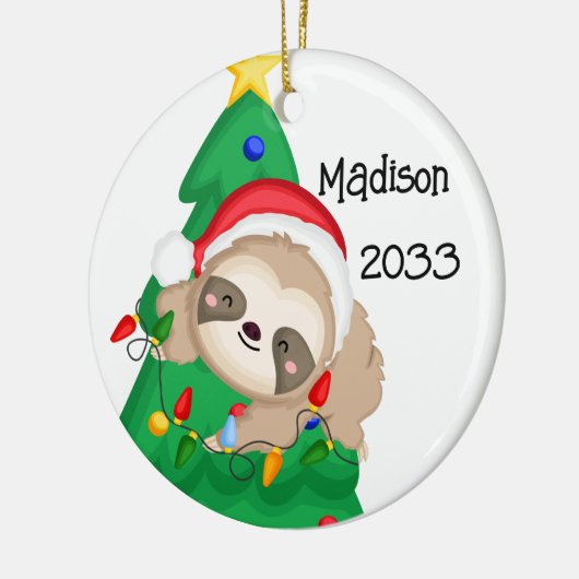 Personalisiert Frohe Weihnachts-Sloth-Tree Keramik Ornament (Links)
