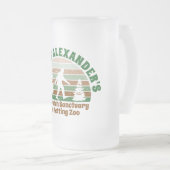Personalisiert Funny Sasquatch Sanctuary Mattglas Bierglas (VorderseiteRechts)