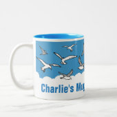 Personalisiert für den Vogelschwarm Zweifarbige Tasse (Links)