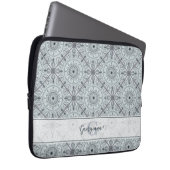 Personalisiert geflorale Harmonie Gray Mandala Laptopschutzhülle (Vorne Rechts)
