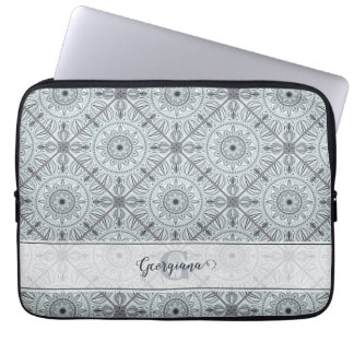 Personalisiert geflorale Harmonie Gray Mandala Laptopschutzhülle