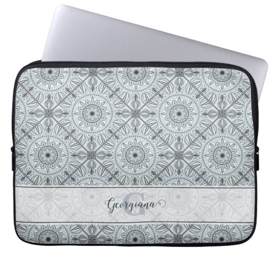 Personalisiert geflorale Harmonie Gray Mandala Laptopschutzhülle (Vorderseite)