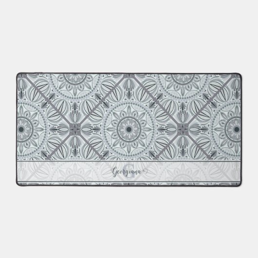 Personalisiert geflorale Harmonie Gray Mandala Schreibtischunterlage (Vorderseite)