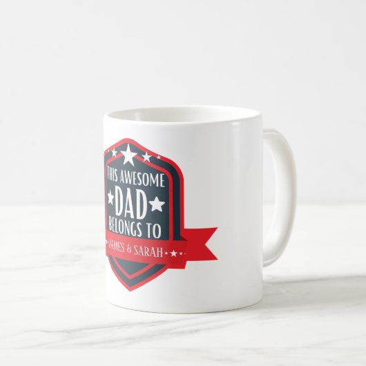 Personalisiert gehört dieser Phantastische Vater z Kaffeetasse (VorderseiteRechts)