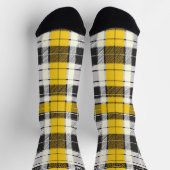 Personalisiert Gelb und Schwarzer Tartan - Kariert Socken (Oben)
