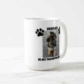 Personalisiert gerettet wird meine Lieblingszucht Kaffeetasse (VorderseiteRechts)