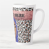 Personalisiert Glam Girls Sassy Cheetah Print Latt Milchtasse (Rechts)