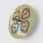 PERSONALISIERT GLÜCKLICHES NEUJAHR 20XX & BLUME KR RUNDE WANDUHR (Winkel)