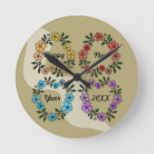 PERSONALISIERT GLÜCKLICHES NEUJAHR 20XX & BLUME KR RUNDE WANDUHR (Vorderseite)