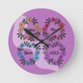 PERSONALISIERT GLÜCKLICHES NEUJAHR 20XX & BLUME KR RUNDE WANDUHR (Vorderseite)
