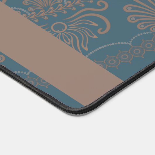 Personalisiert Golden Aquamarin Rokoko Lotus Dot M Schreibtischunterlage (Ecke)