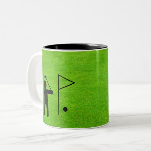 Personalisiert Golfer bei Hole Silhouette auf Grün Zweifarbige Tasse (Vorderseite Links)