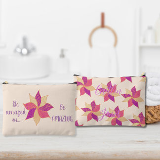 Personalisiert Happy Blume Accessory Pouch Zubehörtasche