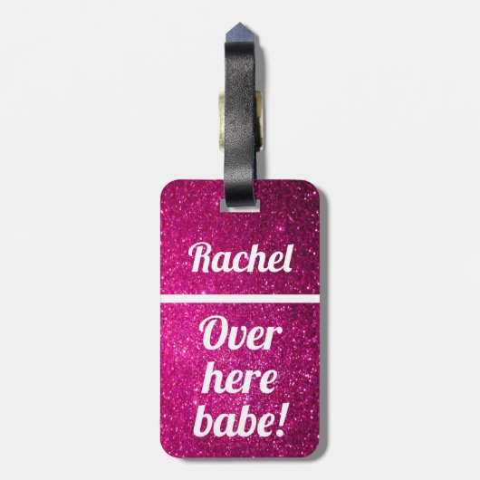 Personalisiert hier drüben Babe | Funny Luggage Ta Gepäckanhänger (Rückseite vertikal)