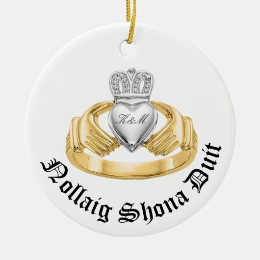 Personalisiert Irish Claddagh - Nollaig Shona Duit Keramik Ornament (Vorne)