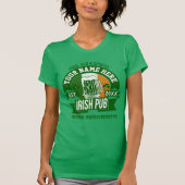 Personalisiert Irish Pub | Comical St Patrick's Da T-Shirt (Vorderseite)
