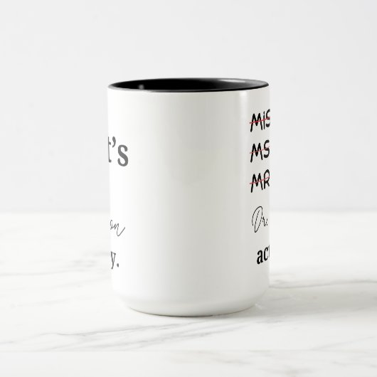 Personalisiert ist Frau Dr. Tasse (Zentrum)