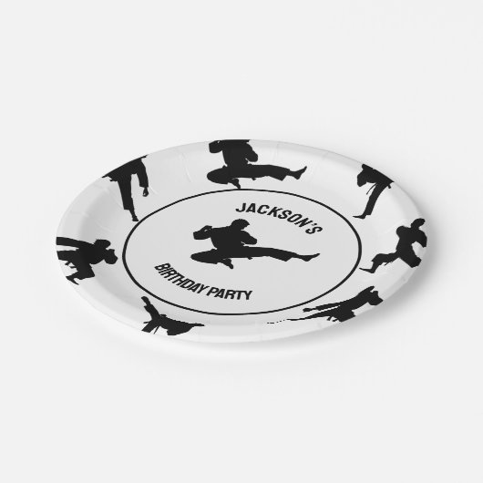 Personalisiert Karate / Taekwondo / Judo Geburtsta Pappteller (Schrägansicht)