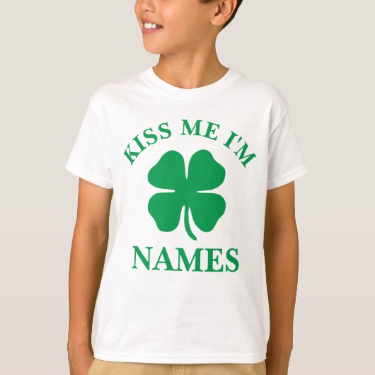 Personalisiert Kiss Me St. Patrick's Day T-Shirt (Vorderseite)