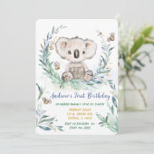 Personalisiert Koala Boy Erster Geburtstag Einladung (Stehend Vorderseite)