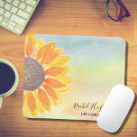 Personalisiert Life Coach Sunflower Mouse Pad Mousepad<br><div class="desc">Dieser farbenfrohe "Life Coach Mouse Pad" ist mit einer gelben Sonnenblume auf einem Aquarell-Hintergrund dekoriert. Einfach anpassbar. Sie können den Life Coach zu Ihrem eigenen Beruf wechseln. Verwenden Sie die Option Weitere anpassen, um die Textgröße, den Stil oder die Farbe zu ändern, wenn Sie möchten. Weil wir unsere eigenen Kunstwerke...</div>