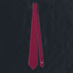 Personalisiert Merlot Wedding Groom Neck Tie Krawatte<br><div class="desc">Wenn Sie eine zeitgemäße und minimalistische Krawatte suchen,  ist unser Merlot-Hals-Design die perfekte Wahl ©️ 2023 - Die Rückseite der Krawatte ist mit den Bräutigam/Trauzeuge-Initialen personalisiert,  können Sie das entfernen,  wenn Sie nur eine passende solide Krawatte ohne Schrift gewollt haben</div>