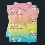 Personalisiert Merry Christmas Rainbow Monogram Geschenkpapier Set<br><div class="desc">Ein personalisiertes "Frohe Weihnachten" Monogramm-Design mit einer Xmas Aquarellfarbe Regenbogen Hintergrundfarben. Ein ideales festliches,  individuelles Design für die Ferienzeit. Passen Sie das Monogramm an und machen Sie es zu Ihrem eigenen!</div>