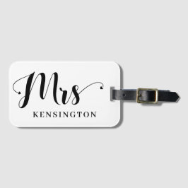 Personalisiert Modern Mrs. Newlywed Typography Gepäckanhänger