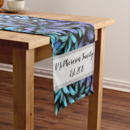 Personalisiert Moderne aquamarine und blaue Blüten Mittelgroßer Tischläufer