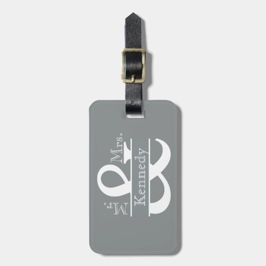 Personalisiert Mr. and Mrs Newly Weds Monogram Gepäckanhänger (Vorderseite vertikal)