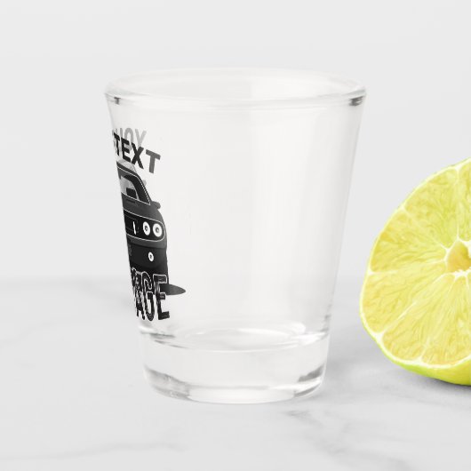 Personalisiert NAME Classic Muscle Garage Retro Schnapsglas (Rechts)