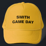 Personalisiert Name Game Day Yellow Truckerkappe<br><div class="desc">Game Day Yellow Trucker Hat. Personalisiert.</div>