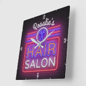Personalisiert NAME Hair Salon Stylist Neon Style Quadratische Wanduhr (Winkel)
