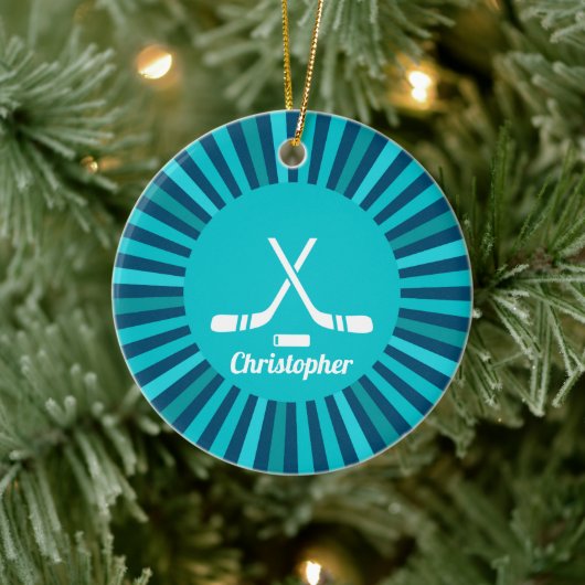 Personalisiert Name Hockey Player Coach Sport Blue Keramik Ornament (Baum)