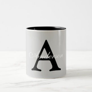 Personalisiert Name Monogram Silver Background Zweifarbige Tasse