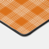 Personalisiert Name Orange Kariert Gingham Pattern Schreibtischunterlage (Ecke)