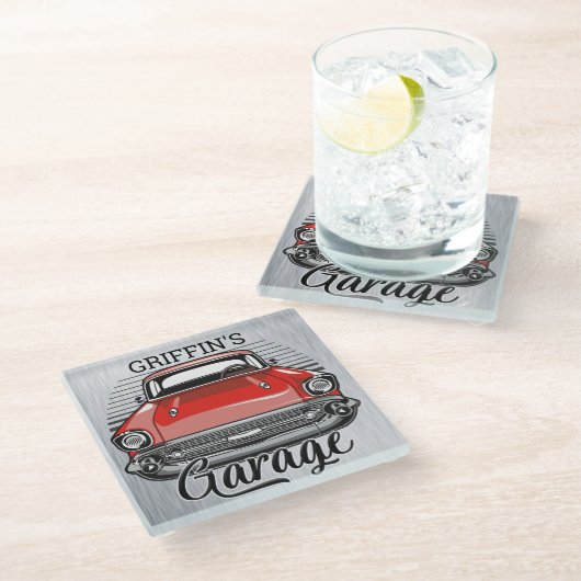 Personalisiert NAME Retro Red Classic Autogarage Glasuntersetzer (Schrägansicht)